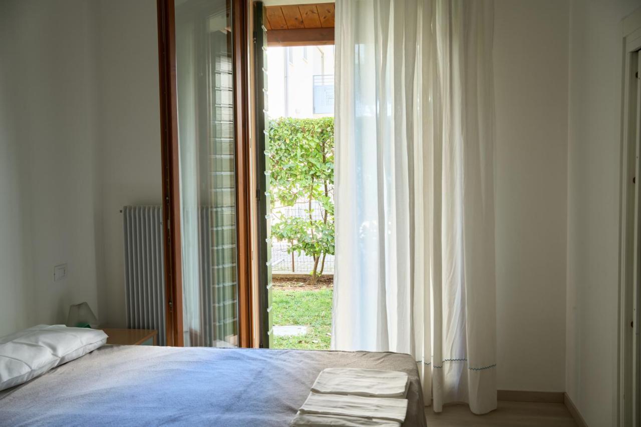 Appartamenti Villa Paola-Pochi Passi Dal Mare-Zona Piazza Aurora-Jesolo Extérieur photo