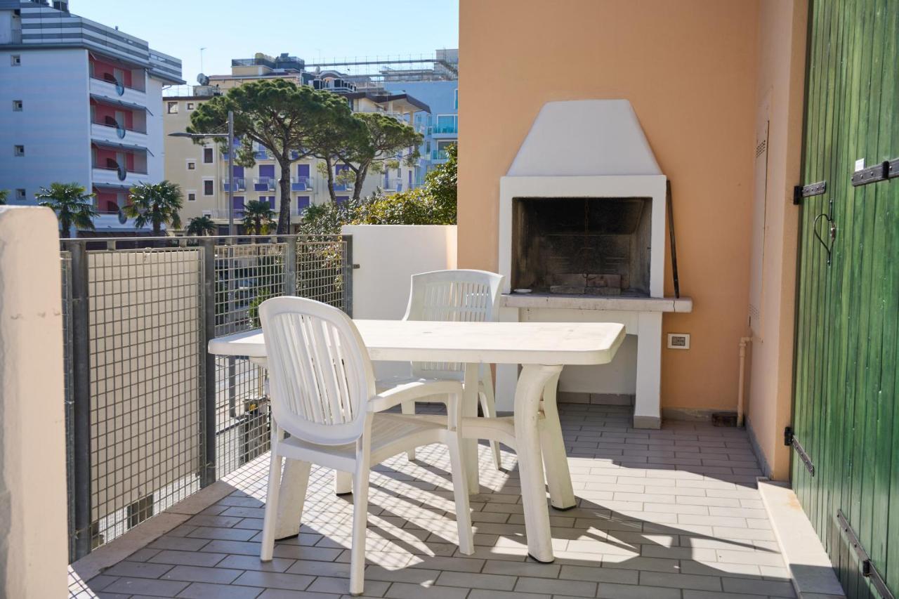 Appartamenti Villa Paola-Pochi Passi Dal Mare-Zona Piazza Aurora-Jesolo Extérieur photo