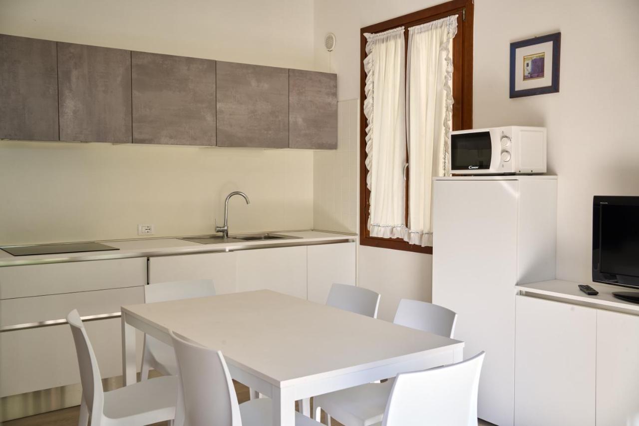 Appartamenti Villa Paola-Pochi Passi Dal Mare-Zona Piazza Aurora-Jesolo Extérieur photo