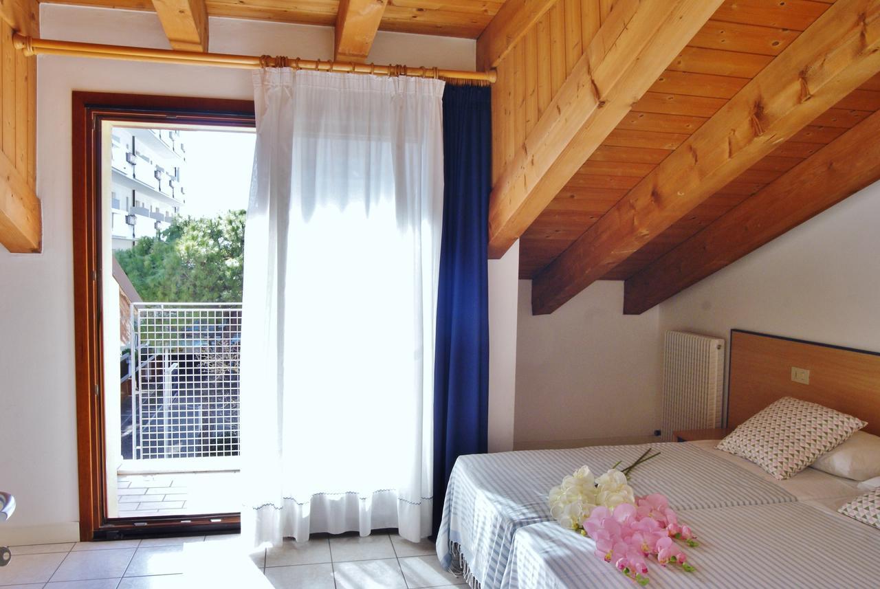 Appartamenti Villa Paola-Pochi Passi Dal Mare-Zona Piazza Aurora-Jesolo Extérieur photo